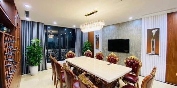 Trung tâm Lạc Long Quân, Nhà đẹp, 7 chỗ vào hẳn trong nhà, KD, VP