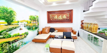 Nhà mới đẹp lô góc 3 mặt tiền đường 5 tầng 6 X 14 Giá 7 tỷ đồng hiếm có