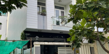 Bán nhà mặt Phố đường 4C, KDC 6B Intresco, sổ hồng, nhà mới, 1 hầm 1 trệt 3 lầu