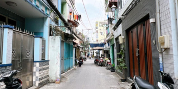 BÁN GIẢM 1.85 TỶ NHÀ 5 TẦNG, QUẬN 4, 4 PHÒNG, HẺM 4M. CHỈ 4.65 TỶ