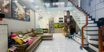 Bán nhà 3 tầng HXH thông,ngang bề thế 5m,Hoàng Sa,Tân Bình,106m2, 12.X TỶ TL