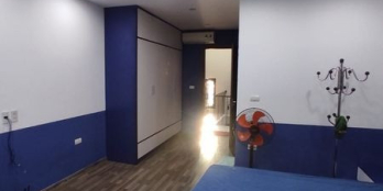 SIÊU HIẾM PHỐ CỔ HOÀN KIẾM - Ô TÔ ĐỖ CỬA- NHÀ ĐẸP MẶT TIỀN RỘNG- SỔ VUÔNG