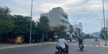 Bán lô đất mặt tiền đường số 4 ( Thích Quảng Đức ) Hà Quang 1 giá 20 tỷ