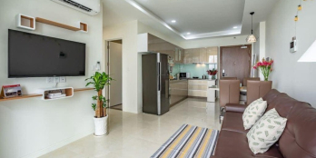 Cần bán căn hộ 60m2 view đẹp sát Cầu Vượt Hoàng hoa Thám 2PN, sẵn nội thất 900tr