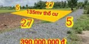 520 triệu lô đất thổ giápranh thị trấn đông thành, gần chợ, bệnh viên,trường học