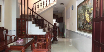 BDS HVL Cho Thuê Nhà Đẹp 4,5x20m 3 Tầng 4PN KDC Nam Long Giá Tốt