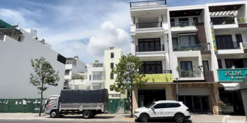 Nhà mặt tiền đường Thích Quảng Đức, khu đô thị VCN Phước Hải - Nha Trang