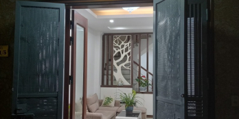 Mua nhà đón Tết: 2 căn Ngọc Thụy -gần hồ -ngõ ôtô - full nội thất hơn 5 tỷ