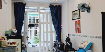 CHỈ 4.5 TỶ - VÀO Ở NGAY - HẺM THÔNG,HOÀNG SA,QUẬN 3 - 2 TẦNG - 4PN - 42M2