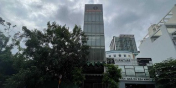 Bán nhà MT đường số 47 Thảo Điền Quận 2, DT: 5x20m