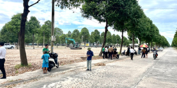 Cần bán lô đất 10x17m full thổ cư ngay TTHC Bàu Bàng, sổ hồng riêng