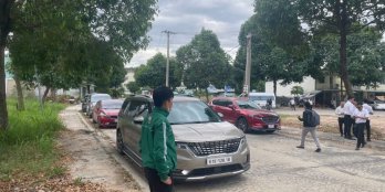 - Đất tái định cư sổ sẵn ngay trung tâm hành chính chỉ 287 triệu.