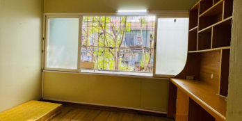 CĂN TT  TẦNG 3 --- PHỐ 8/3 --- HAI BÀ TRƯNG --- 40M2-1PN + 1 --- NỘI THẤT GỖ