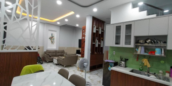 Hiếm Quận 3,bán nhà 5 tầng,39m2,3PN,ngang 6.5m,Trần Quang Diệu,ở ngay,5.X TỶ