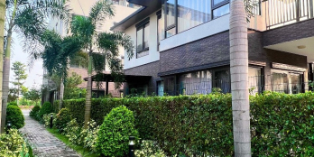 Bán căn bìa Biệt thự song lập full nội thất, phân khu Rivera. Giá bán 6,5 tỷ