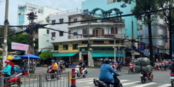 Mặt tiền Tạ Uyên - Quận 11 - 4x20 - trệt 2 lầu - 20 tỷ