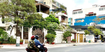 Bán gấp biệt thự 4 tầng,125m2,ngang 6.9m,VIP Tân Sơn Nhì,Q.Tân Phú,13.XX TỶ