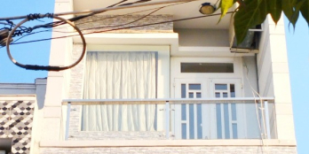 Mặt tiền Quận 8 - 74m2 - 4 tầng 4PN chỉ nhỉnh 4 tỷ.