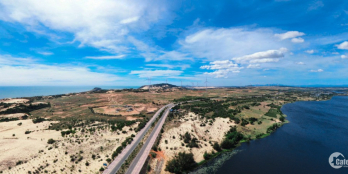 3 sào đất view Bàu Trắng, 2 mặt tiền đường, thích hợp làm nghỉ dưỡng