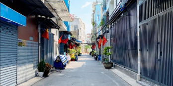 Giáp Tân Phú Hẻm ô tô -nhà mới 4 tầng chỉ 5,x Tỷ