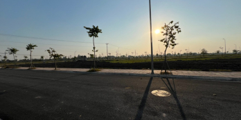 Bán lô Nam Vĩnh Yên 100m băng 2 đường 33m giá chỉ hơn 21tr/m2. LH O9781949O9