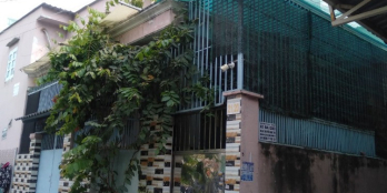 Bán gấp nhà cặp sát đường Phạm Văn Đồng diện tích 182m2 nhỉnh 6 tỷ