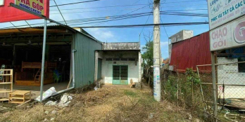 Cần bán gấp nhà cấp 4 MT Kinh Doanh Nguyễn Hoàng 192m2 giá 2ty350 Trảng Bom