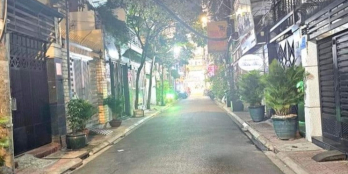  Ngay Vạn Hạnh Mall - Xe hơi ngủ trong nhà - 72m2 - 5 tầng - 20,5 tỷ