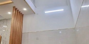 kẹt tiền giải quyết việc riêng.