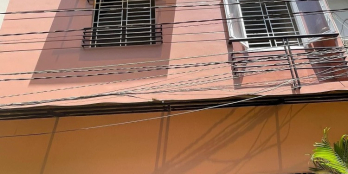 Nhà ngang 6m, xe hơi vào nhà, có sân để xe, Bình Thạnh giáp quận 1