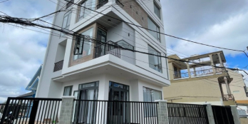 Cần Bán căn nhà mới hoàn thiện mặt tiền đường Cổ Loa, P2, Đà Lạt