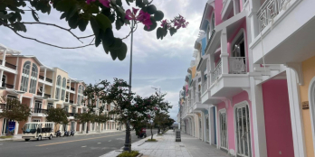 Bán cắt lỗ căn shophouse sunpark MT 24m giá chỉ 5TY7 hướng ĐN LH 0917678685