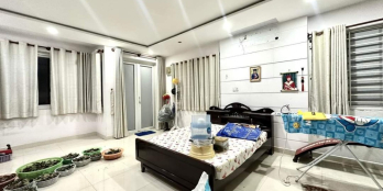 SIÊU PHẨM - P5 BÌNH THẠNH - DT 5x20 - 5 LẦU - HXH 7CHỖ - HẺM 1 TRỤC GẦN MẶT TIỀN