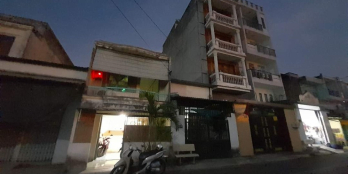 Cần bán gấp nhà hẻm xe tải giá rẻ ở hương lộ 2 50m2 giá 3 tỷ