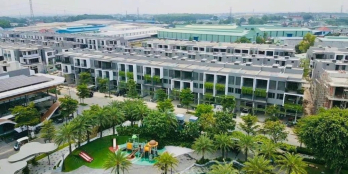 Bán nhà phố 3 tầng đã có sổ trong khu compound cao cấp. Giảm giá lên đến 30%