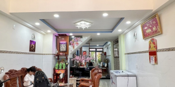 Giáp Tân Phú-61m2 - 4 tầng hẻm xe hơi chỉ nhỉnh 5 tỷ.