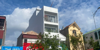 BÁN NHÀ MẶT PHỐ QUẬN LONG BIÊN ĐẲNG CẤP, 5 TẦNG, ĐƯỜNG 30M, 2 MẶT THOÁNG -22 TỶ