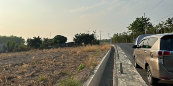 Cần bán lô đất giá rẻ ngay TT Lộc Ninh sổ sẵn thổ cư đường nhựa dân đông