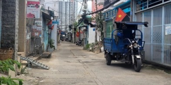 Cần bán gấp nhà hẻm xe hơi giá rẻ ở quận 7 giá 5 tỷ 84m2