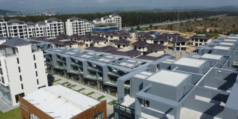 Chính chủ cần bán nhanh căn nhà Vip nhất và sát biển nhất thuộc dự án L'aurora