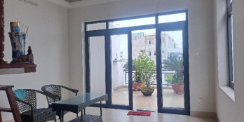 Cần bàn gaapsn hà 5 tầng mt đường tây thạnh ngang 4.4 5pn Đông Bắc nhính 12t