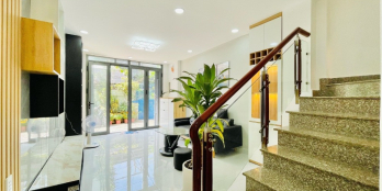 HẺM 6M LÊ QUANG ĐỊNH - OTO VÀO TRONG NHÀ - GIÁ CHỦ GIẢM CÒN 6.98 TỶ 4 LẦU BTCT