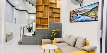 Căn nhà đẹp 40m2, cách 10m ra mặt tiền XVNT, nhà 2 mặt hẻm. Chỉ 4,3 tỷ