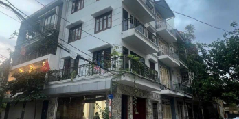 BÁN NHÀ LÂM HẠ, LÔ GÓC KINH DOANH VỊ TRÍ ĐẸP NHẤT KHU, NHÀ MỚI Ở SUỚNG NGÕ TO