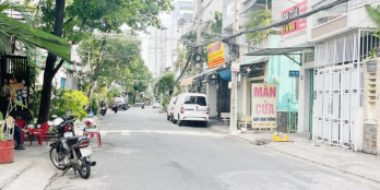 Bán nhà mặt tiền đường, diện tích lớn, 428m2, trung tâm Q. Tân Phú, giá 32 tỷ