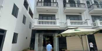 Chủ Ngộp giảm 300tr cần Thanh Lý Nhà Phố Liền Kề TTHC huyện Bàu Bàng