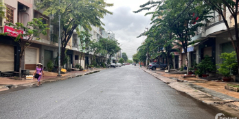 Duy nhất 1 lô hướng Đông mặt tiền D4 nối dài E6 khu dân cư Bửu Long giá chỉ 3t5