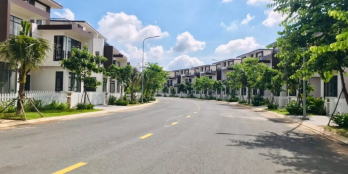 Bán, CHO THUÊ 251m GÓC 3 MẶT TIỀN ĐƯỜNG LỚN, BẾN LỨC, LONG AN