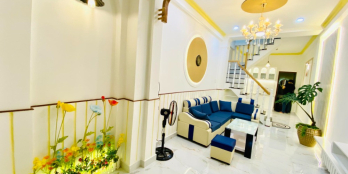 4.3 TỶ - NHÀ ĐẸP Ở NGAY - 3 TẦNG 3PN - TẶNG NỘI THẤT - HẺM 3M - NGUYỄN VĂN NGHI