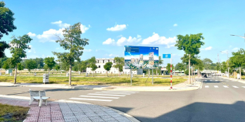 Ngộp bank cần bán gấp 2 lô liền kề mặt tiền đường 12m trung tâm TP Tân Uyên